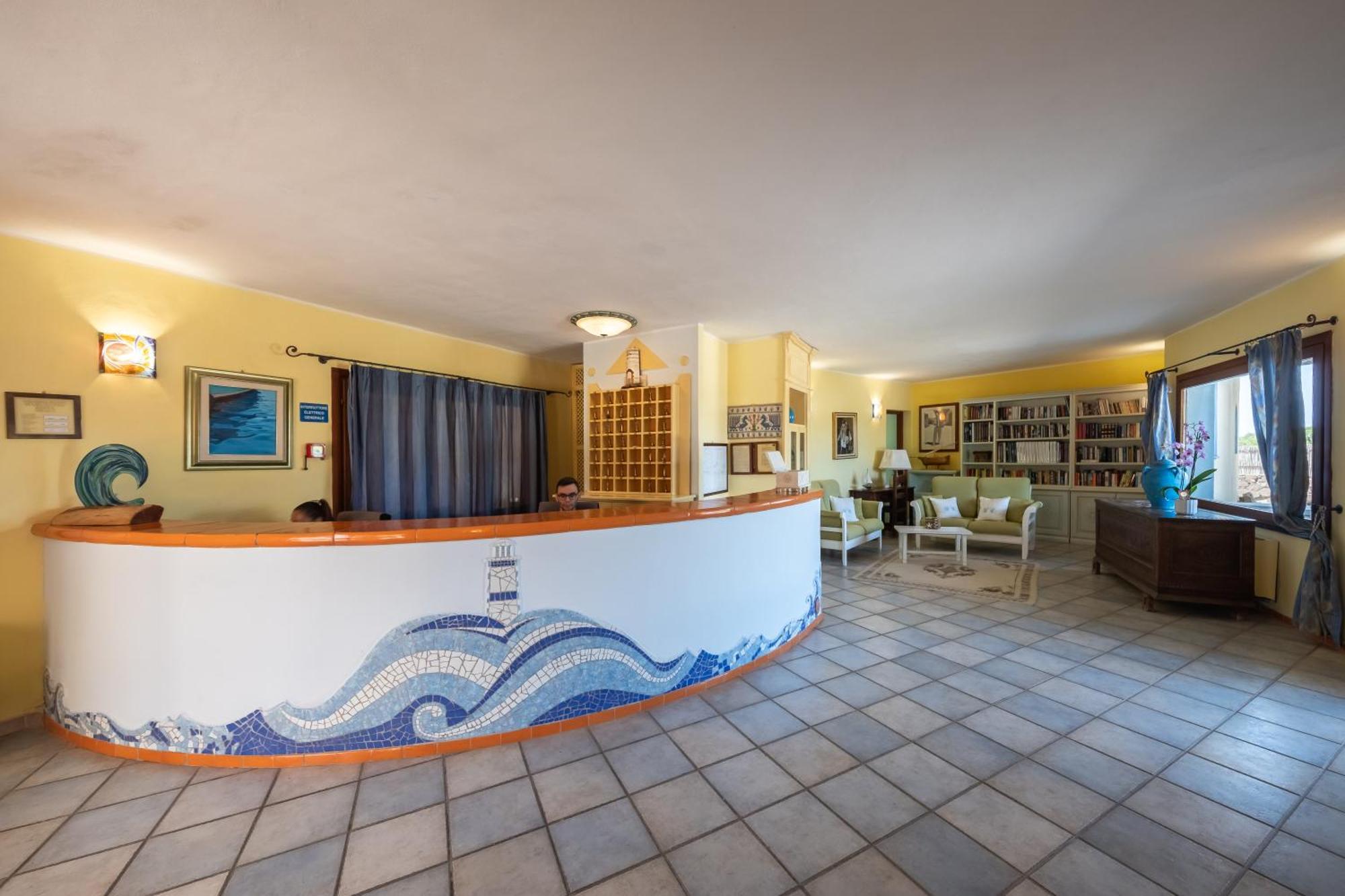 Hotel Luci Del Faro Calasetta Exterior photo